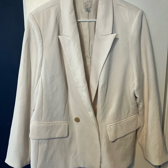 a new day Jackets & Blazers - a new day Women's Cream Blazer NWOT XXL